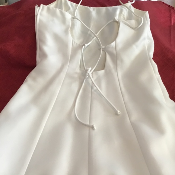Jump Apparel White Empire Waist Floor Length Formal Dress/Gown - Picture 7 of 11